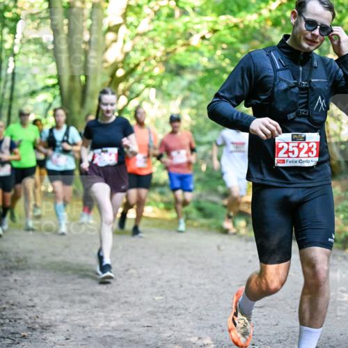 28.09.2025 - 33. Volkslauf durch das schöne Alstertal Dr. Thomas Lammeyer http://msf.ph/oto/8955364 28.09.2025 10:41:25 Laufen 2523 meine-sportfotos.de