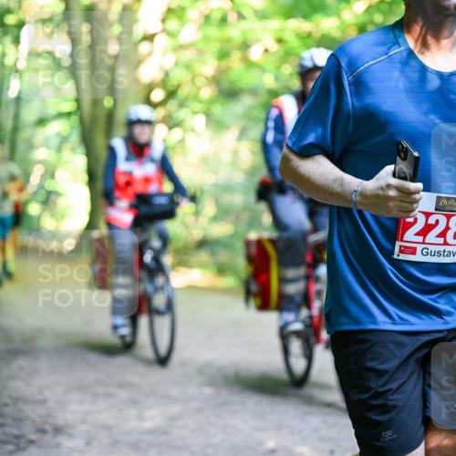 28.09.2025 - 33. Volkslauf durch das schöne Alstertal Dr. Thomas Lammeyer http://msf.ph/oto/8955445 28.09.2025 10:41:38 Laufen 2285 meine-sportfotos.de