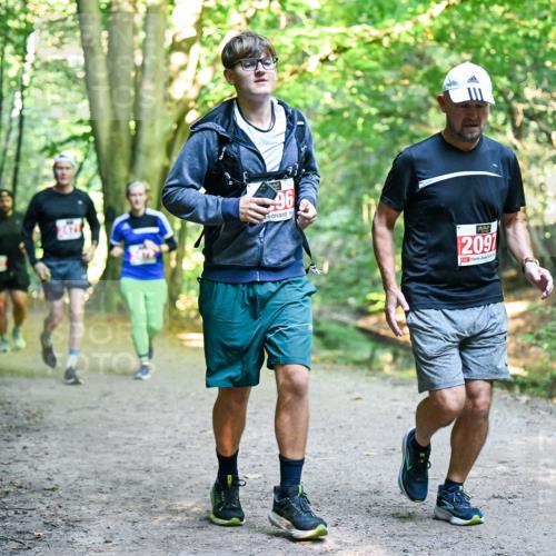 28.09.2025 - 33. Volkslauf durch das schöne Alstertal Dr. Thomas Lammeyer http://msf.ph/oto/8955512 28.09.2025 10:41:49 Laufen 96, 2091 meine-sportfotos.de