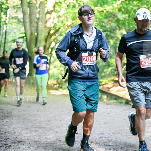 28.09.2025 - 33. Volkslauf durch das schöne Alstertal Dr. Thomas Lammeyer http://msf.ph/oto/8955515 28.09.2025 10:41:50 Laufen 2096, 2097 meine-sportfotos.de