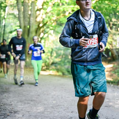 28.09.2025 - 33. Volkslauf durch das schöne Alstertal Dr. Thomas Lammeyer http://msf.ph/oto/8955518 28.09.2025 10:41:50 Laufen 096 meine-sportfotos.de