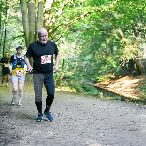 28.09.2025 - 33. Volkslauf durch das schöne Alstertal Dr. Thomas Lammeyer http://msf.ph/oto/8955632 28.09.2025 10:42:11 Laufen 2246, 2242 meine-sportfotos.de