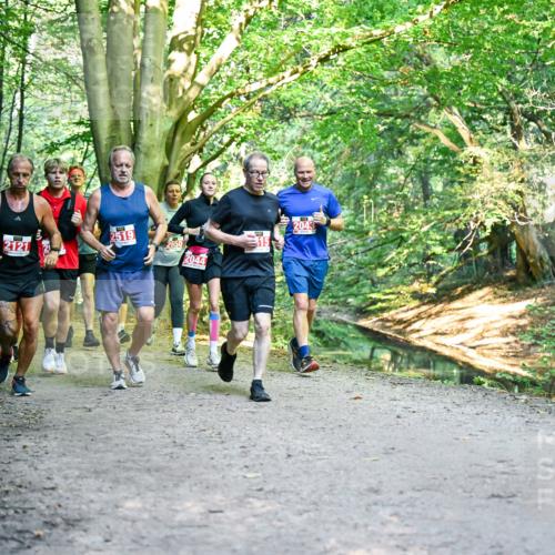 28.09.2025 - 33. Volkslauf durch das schöne Alstertal Dr. Thomas Lammeyer http://msf.ph/oto/8955800 28.09.2025 10:42:46 Laufen 2121, 2519, 2650, 2044, 2043 meine-sportfotos.de