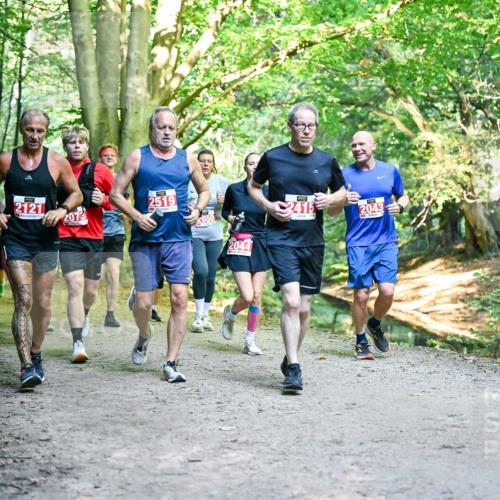 28.09.2025 - 33. Volkslauf durch das schöne Alstertal Dr. Thomas Lammeyer http://msf.ph/oto/8955808 28.09.2025 10:42:47 Laufen 2121, 2073, 2519, 4650, 2044, 2415, 2043 meine-sportfotos.de