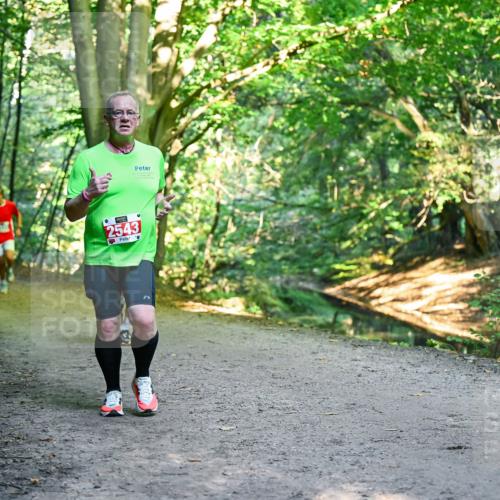 28.09.2025 - 33. Volkslauf durch das schöne Alstertal Dr. Thomas Lammeyer http://msf.ph/oto/8955958 28.09.2025 10:43:21 Laufen 2543 meine-sportfotos.de