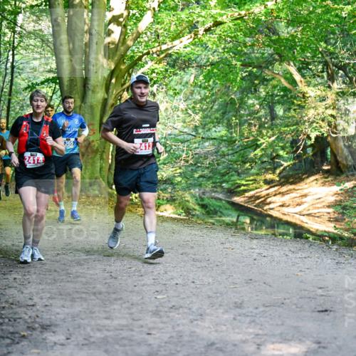 28.09.2025 - 33. Volkslauf durch das schöne Alstertal Dr. Thomas Lammeyer http://msf.ph/oto/8956263 28.09.2025 10:44:15 Laufen 2369, 2414, 365, 2, 2413 meine-sportfotos.de