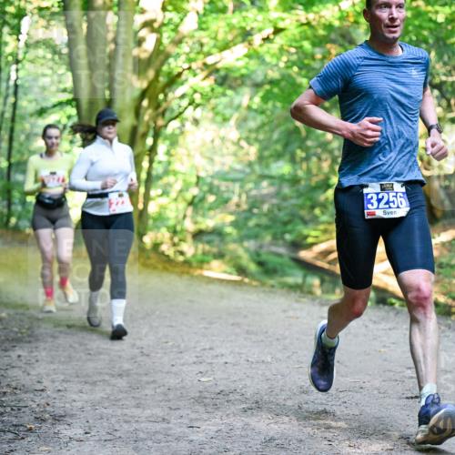28.09.2025 - 33. Volkslauf durch das schöne Alstertal Dr. Thomas Lammeyer http://msf.ph/oto/8956383 28.09.2025 10:44:46 Laufen 3256 meine-sportfotos.de