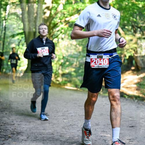 28.09.2025 - 33. Volkslauf durch das schöne Alstertal Dr. Thomas Lammeyer http://msf.ph/oto/8956418 28.09.2025 10:44:54 Laufen 2040 meine-sportfotos.de
