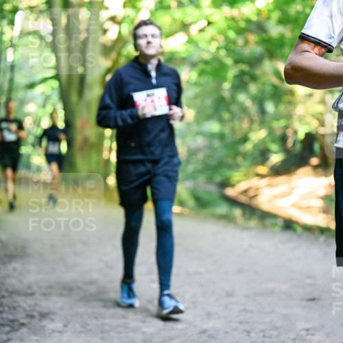 28.09.2025 - 33. Volkslauf durch das schöne Alstertal Dr. Thomas Lammeyer http://msf.ph/oto/8956423 28.09.2025 10:44:55 Laufen 2040 meine-sportfotos.de