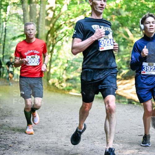 28.09.2025 - 33. Volkslauf durch das schöne Alstertal Dr. Thomas Lammeyer http://msf.ph/oto/8956444 28.09.2025 10:44:58 Laufen 3005, 3924, 3923 meine-sportfotos.de