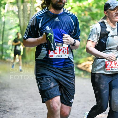 28.09.2025 - 33. Volkslauf durch das schöne Alstertal Dr. Thomas Lammeyer http://msf.ph/oto/8956496 28.09.2025 10:45:06 Laufen 2426, 2427 meine-sportfotos.de