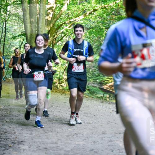 28.09.2025 - 33. Volkslauf durch das schöne Alstertal Dr. Thomas Lammeyer http://msf.ph/oto/8956607 28.09.2025 10:45:24 Laufen 368, 2059, 2060, 19 meine-sportfotos.de