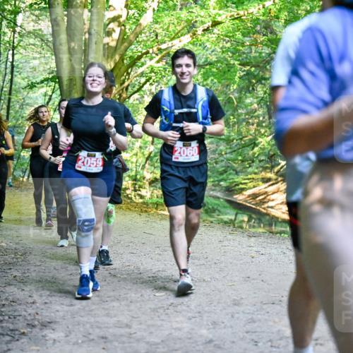 28.09.2025 - 33. Volkslauf durch das schöne Alstertal Dr. Thomas Lammeyer http://msf.ph/oto/8956609 28.09.2025 10:45:25 Laufen 368, 2059, 2060 meine-sportfotos.de
