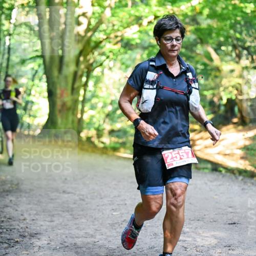 28.09.2025 - 33. Volkslauf durch das schöne Alstertal Dr. Thomas Lammeyer http://msf.ph/oto/8956699 28.09.2025 10:45:39 Laufen 2557 meine-sportfotos.de