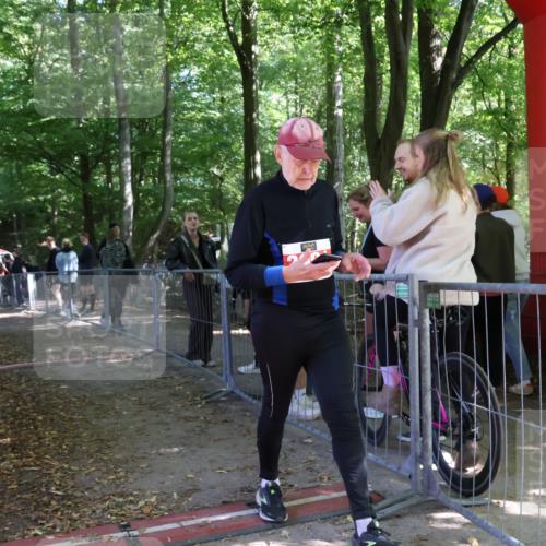 28.09.2025 - 33. Volkslauf durch das schöne Alstertal Strokosch-Dieckow http://msf.ph/oto/8957444 28.09.2025 13:03:07 Ziel  meine-sportfotos.de