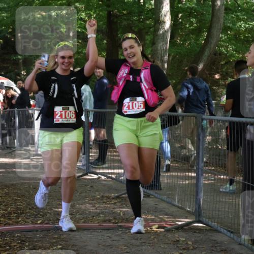 28.09.2025 - 33. Volkslauf durch das schöne Alstertal Strokosch-Dieckow http://msf.ph/oto/8957610 28.09.2025 13:03:36 Ziel 2105 meine-sportfotos.de