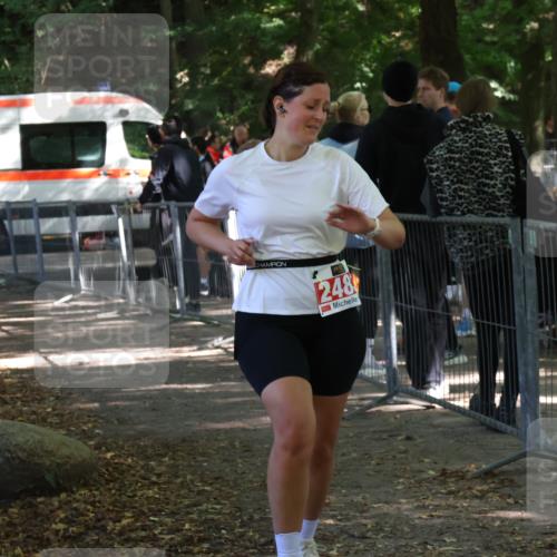28.09.2025 - 33. Volkslauf durch das schöne Alstertal Strokosch-Dieckow http://msf.ph/oto/8957669 28.09.2025 13:04:16 Ziel 2483 meine-sportfotos.de