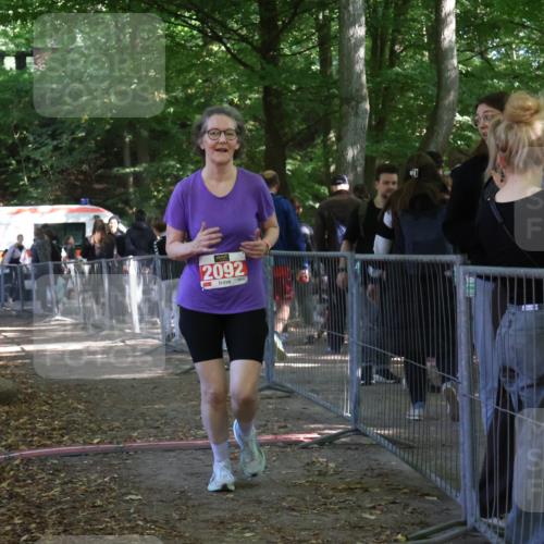 28.09.2025 - 33. Volkslauf durch das schöne Alstertal Strokosch-Dieckow http://msf.ph/oto/8958011 28.09.2025 13:07:24 Ziel 2092 meine-sportfotos.de