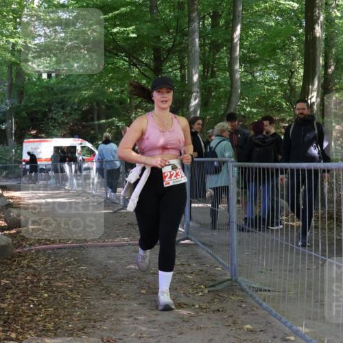 28.09.2025 - 33. Volkslauf durch das schöne Alstertal Strokosch-Dieckow http://msf.ph/oto/8958201 28.09.2025 13:10:38 Ziel 2238 meine-sportfotos.de