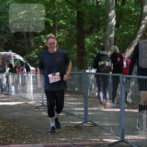 28.09.2025 - 33. Volkslauf durch das schöne Alstertal Strokosch-Dieckow http://msf.ph/oto/8958246 28.09.2025 13:13:57 Ziel 2296 meine-sportfotos.de