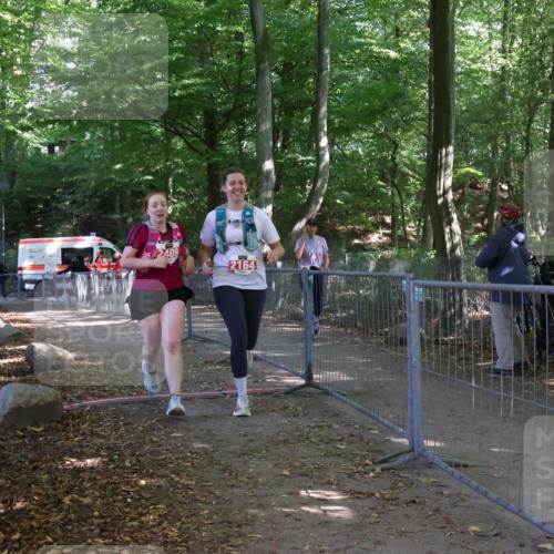 28.09.2025 - 33. Volkslauf durch das schöne Alstertal Strokosch-Dieckow http://msf.ph/oto/8958406 28.09.2025 13:17:26 Ziel 2164, 2409 meine-sportfotos.de