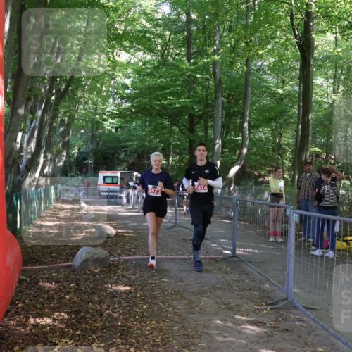28.09.2025 - 33. Volkslauf durch das schöne Alstertal Strokosch-Dieckow http://msf.ph/oto/8958561 28.09.2025 13:20:52 Ziel 2473, 2474 meine-sportfotos.de