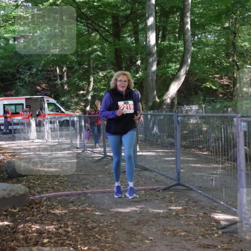 28.09.2025 - 33. Volkslauf durch das schöne Alstertal Strokosch-Dieckow http://msf.ph/oto/8958658 28.09.2025 13:38:55 Ziel 2219 meine-sportfotos.de