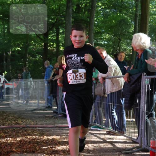 28.09.2025 - 33. Volkslauf durch das schöne Alstertal Strokosch-Dieckow http://msf.ph/oto/8958866 28.09.2025 10:42:23 Ziel  meine-sportfotos.de