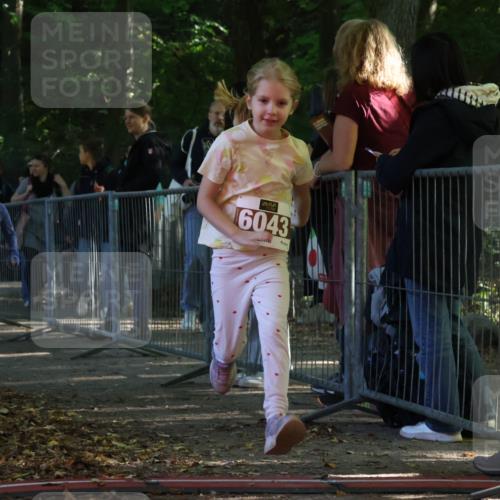28.09.2025 - 33. Volkslauf durch das schöne Alstertal Strokosch-Dieckow http://msf.ph/oto/8958984 28.09.2025 10:42:49 Ziel  meine-sportfotos.de
