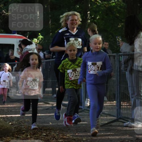 28.09.2025 - 33. Volkslauf durch das schöne Alstertal Strokosch-Dieckow http://msf.ph/oto/8958991 28.09.2025 10:42:50 Ziel  meine-sportfotos.de