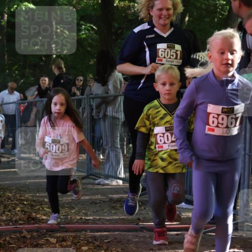 28.09.2025 - 33. Volkslauf durch das schöne Alstertal Strokosch-Dieckow http://msf.ph/oto/8958998 28.09.2025 10:42:53 Ziel  meine-sportfotos.de