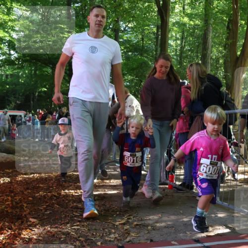 28.09.2025 - 33. Volkslauf durch das schöne Alstertal Strokosch-Dieckow http://msf.ph/oto/8959205 28.09.2025 10:43:42 Ziel  meine-sportfotos.de