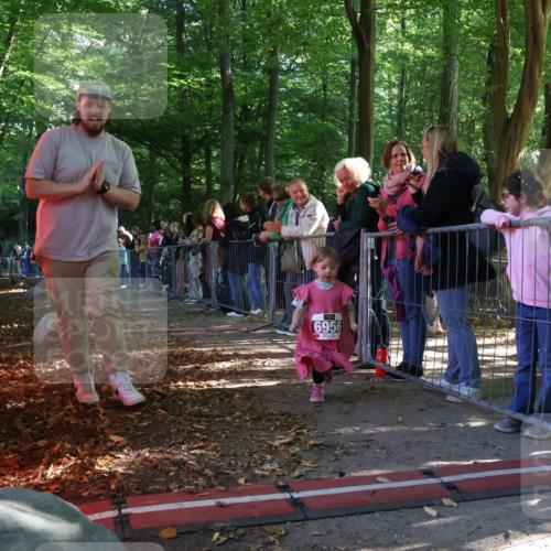 28.09.2025 - 33. Volkslauf durch das schöne Alstertal Strokosch-Dieckow http://msf.ph/oto/8959231 28.09.2025 10:43:51 Ziel  meine-sportfotos.de