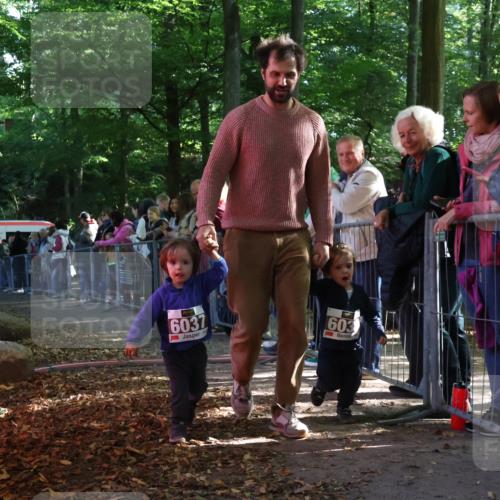 28.09.2025 - 33. Volkslauf durch das schöne Alstertal Strokosch-Dieckow http://msf.ph/oto/8959284 28.09.2025 10:44:29 Ziel  meine-sportfotos.de