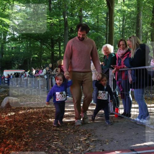 28.09.2025 - 33. Volkslauf durch das schöne Alstertal Strokosch-Dieckow http://msf.ph/oto/8959286 28.09.2025 10:44:29 Ziel  meine-sportfotos.de