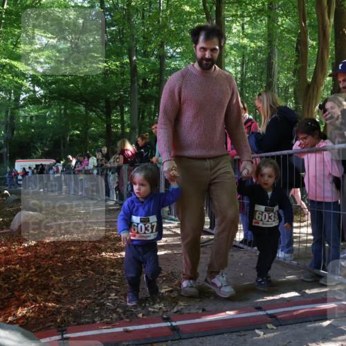28.09.2025 - 33. Volkslauf durch das schöne Alstertal Strokosch-Dieckow http://msf.ph/oto/8959292 28.09.2025 10:44:30 Ziel  meine-sportfotos.de