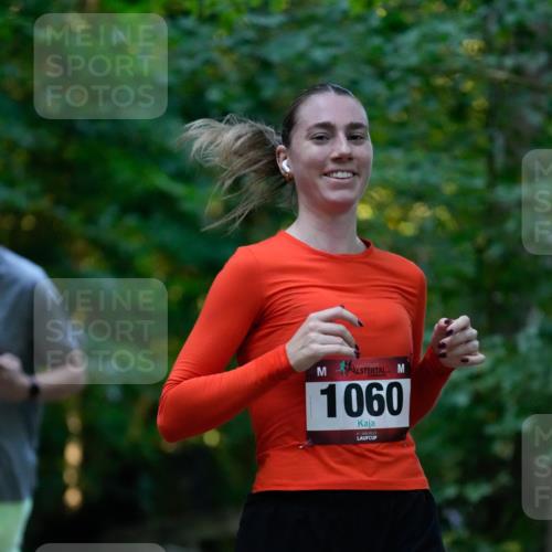 28.09.2025 - 33. Volkslauf durch das schöne Alstertal Patografie http://msf.ph/oto/8965989 28.09.2025 09:15:10 Laufen 1060 meine-sportfotos.de