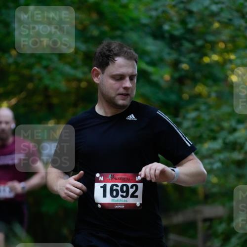 28.09.2025 - 33. Volkslauf durch das schöne Alstertal Patografie http://msf.ph/oto/8965993 28.09.2025 09:15:16 Laufen 1692 meine-sportfotos.de