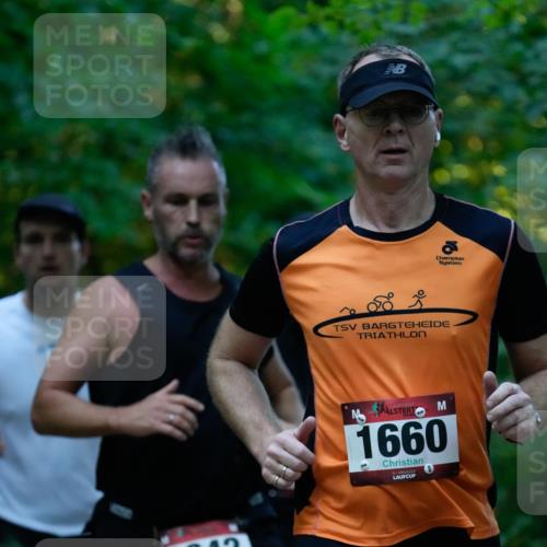 28.09.2025 - 33. Volkslauf durch das schöne Alstertal Patografie http://msf.ph/oto/8966011 28.09.2025 09:15:48 Laufen 1642, 1660 meine-sportfotos.de