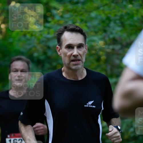 28.09.2025 - 33. Volkslauf durch das schöne Alstertal Patografie http://msf.ph/oto/8966013 28.09.2025 09:15:51 Laufen 162, 1812 meine-sportfotos.de