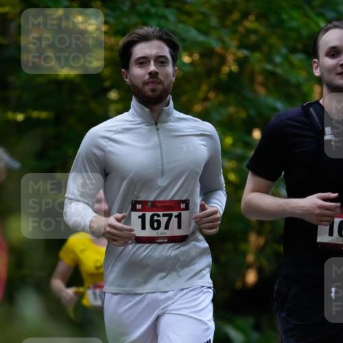 28.09.2025 - 33. Volkslauf durch das schöne Alstertal Patografie http://msf.ph/oto/8966039 28.09.2025 09:17:22 Laufen 1671, 16 meine-sportfotos.de
