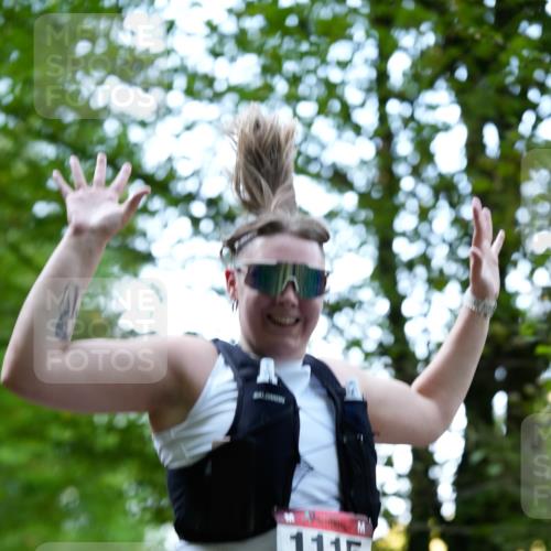 28.09.2025 - 33. Volkslauf durch das schöne Alstertal Patografie http://msf.ph/oto/8966125 28.09.2025 09:25:07 Laufen 1115 meine-sportfotos.de