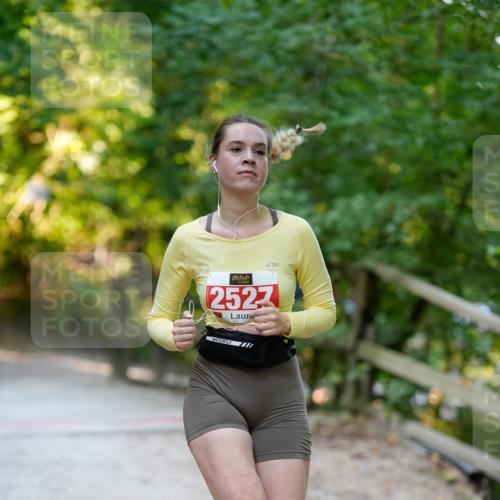 28.09.2025 - 33. Volkslauf durch das schöne Alstertal Patografie http://msf.ph/oto/8966527 28.09.2025 09:43:31 Laufen 2527 meine-sportfotos.de
