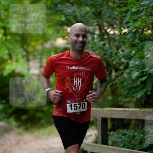 28.09.2025 - 33. Volkslauf durch das schöne Alstertal Patografie http://msf.ph/oto/8966751 28.09.2025 10:09:05 Laufen 30, 1570 meine-sportfotos.de