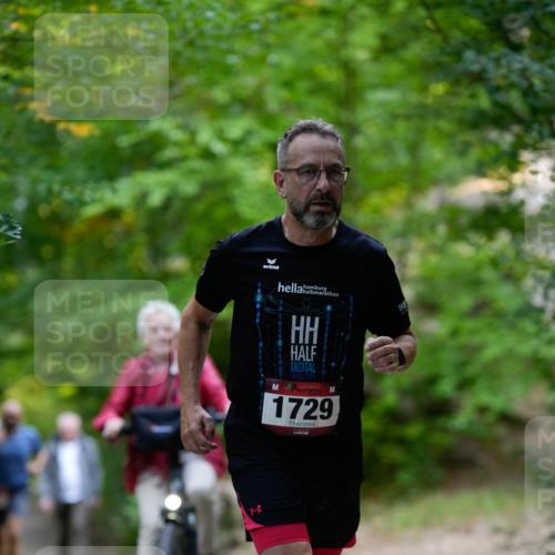 28.09.2025 - 33. Volkslauf durch das schöne Alstertal Patografie http://msf.ph/oto/8966814 28.09.2025 10:15:26 Laufen 1729 meine-sportfotos.de