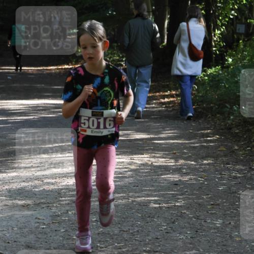 28.09.2025 - 33. Volkslauf durch das schöne Alstertal Strokosch-Dieckow http://msf.ph/oto/8967834 28.09.2025 10:44:41 Laufen 5015, 5016 meine-sportfotos.de