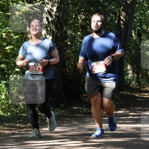 28.09.2025 - 33. Volkslauf durch das schöne Alstertal Strokosch-Dieckow http://msf.ph/oto/8974812 28.09.2025 13:03:08 Laufen 2547, 25 meine-sportfotos.de
