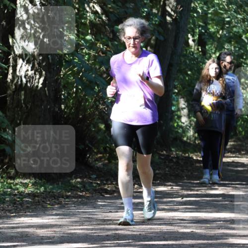 28.09.2025 - 33. Volkslauf durch das schöne Alstertal Strokosch-Dieckow http://msf.ph/oto/8974820 28.09.2025 13:04:16 Laufen  meine-sportfotos.de