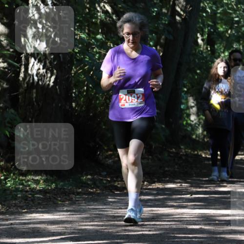 28.09.2025 - 33. Volkslauf durch das schöne Alstertal Strokosch-Dieckow http://msf.ph/oto/8974824 28.09.2025 13:04:16 Laufen 2092 meine-sportfotos.de