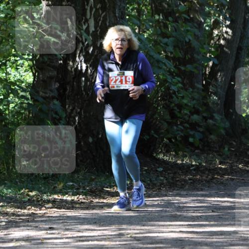 28.09.2025 - 33. Volkslauf durch das schöne Alstertal Strokosch-Dieckow http://msf.ph/oto/8974922 28.09.2025 13:35:07 Laufen 2219 meine-sportfotos.de